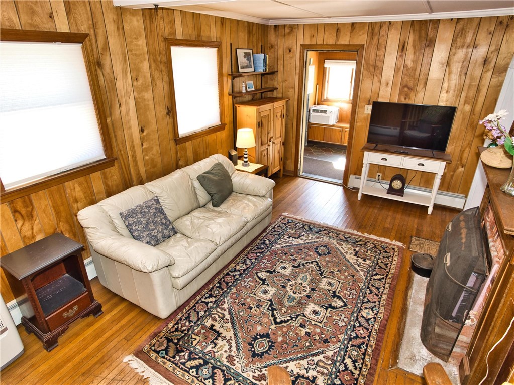 263 Riverside Drive Tiverton, RI 02878 - Photo 33 of 49