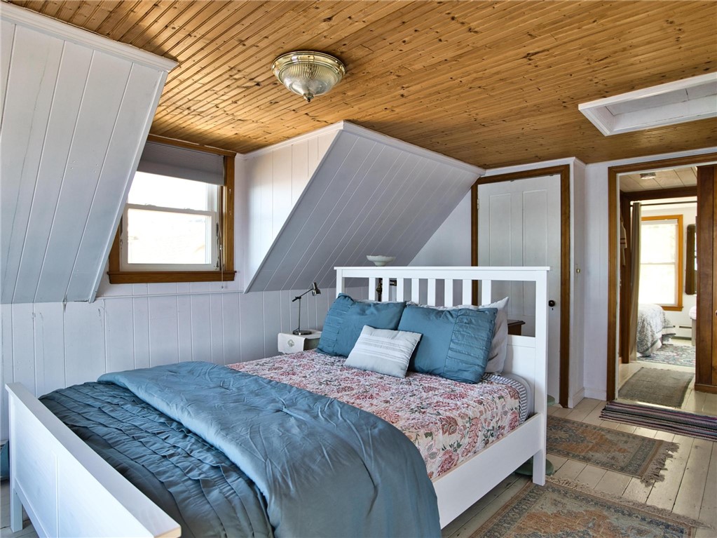 263 Riverside Drive Tiverton, RI 02878 - Photo 36 of 49