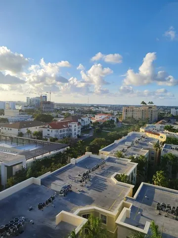 a view of a backyard of the house