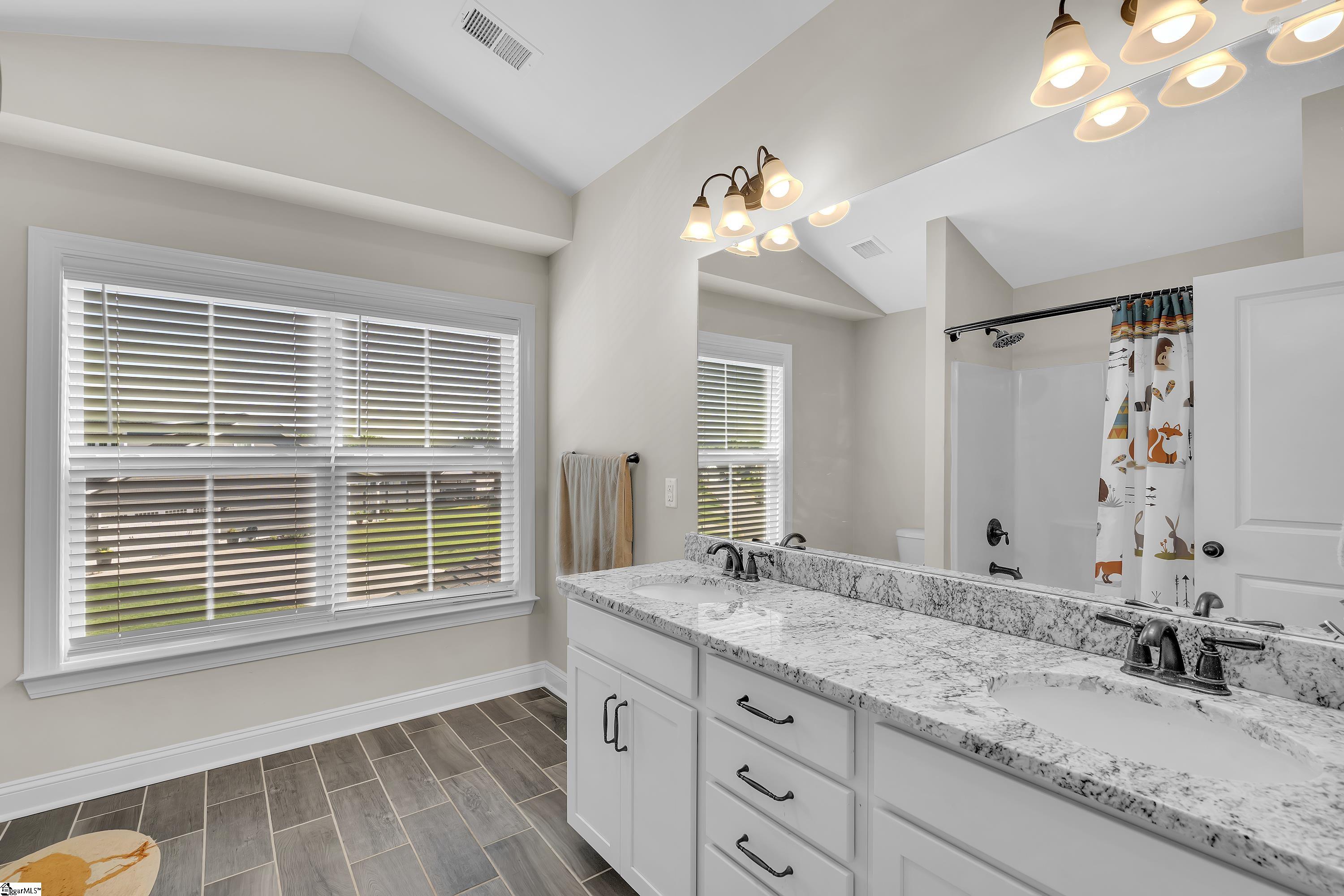 407 Buchanan Rdg Road Taylors, SC 29687 - Photo 26 of 36 Gallery Image 26