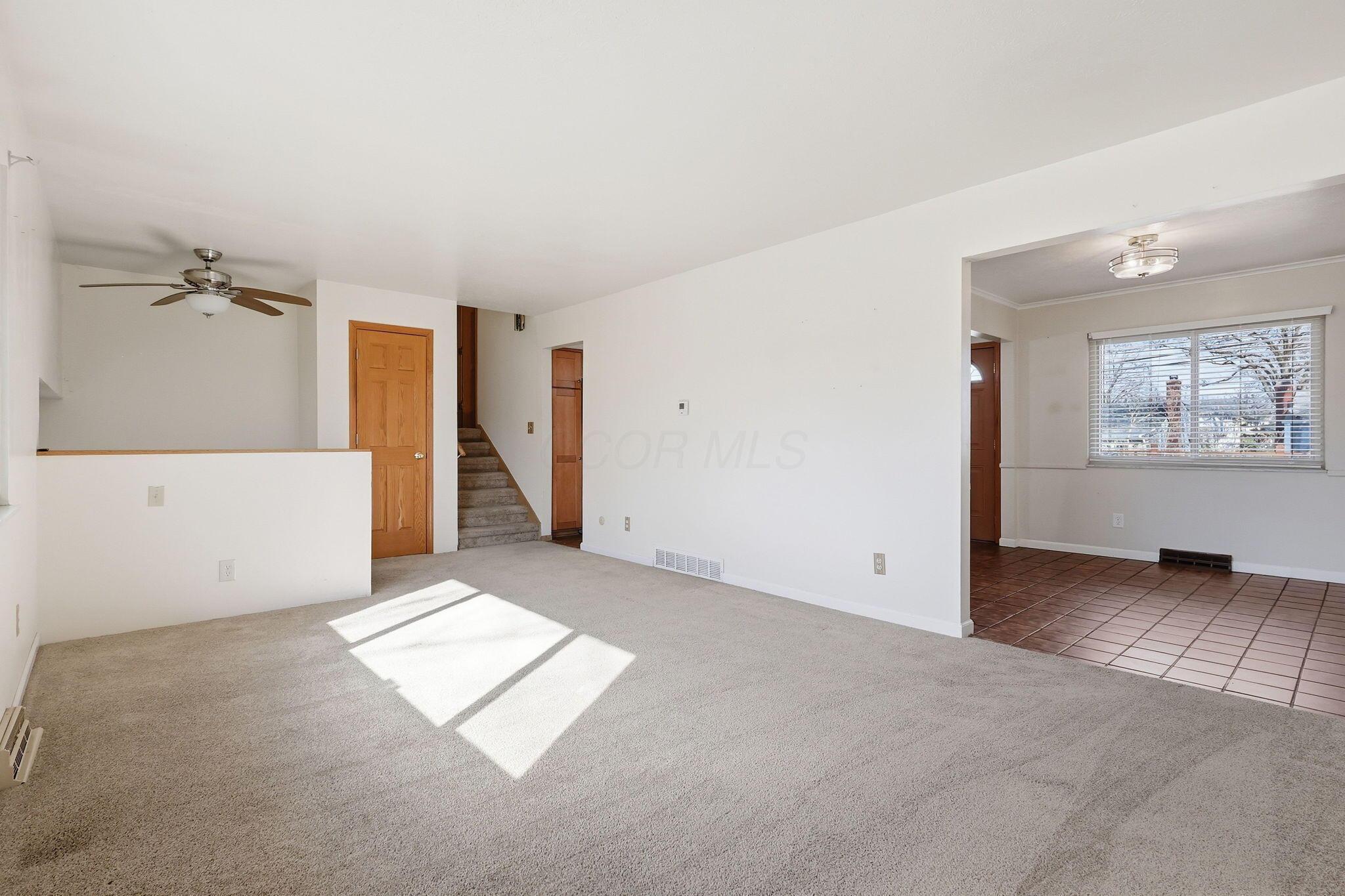 6050 Karl Road Columbus, OH 43229 - Photo 12 of 52 12-web-or-mls-G02A1676