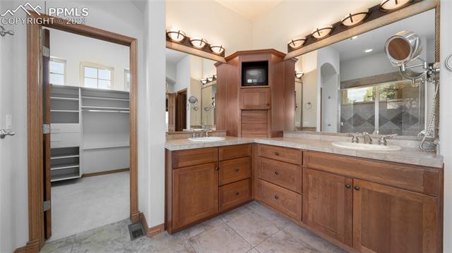 4572 Stonehill Road Colorado Springs, CO 80918 - Photo 26 of 44 Gallery Image 26
