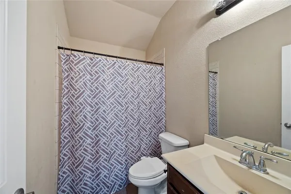 $299,900 | 1048 Mercury Drive, Lavon, TX 75166