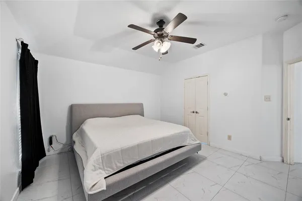 $299,900 | 1048 Mercury Drive, Lavon, TX 75166