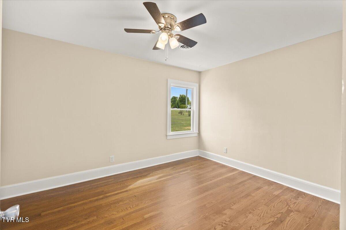 2286 Dave Buck Road Johnson City, TN 37601 - Photo 30 of 46 30-128A6423