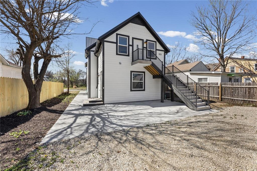 825 South Main Street Ottawa, KS 66067 - Photo 4 of 46