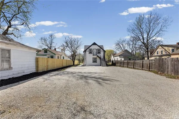 $675,000 | 825 South Main Street, Ottawa, KS 66067