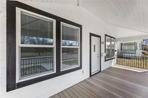 $675,000 | 825 South Main Street, Ottawa, KS 66067