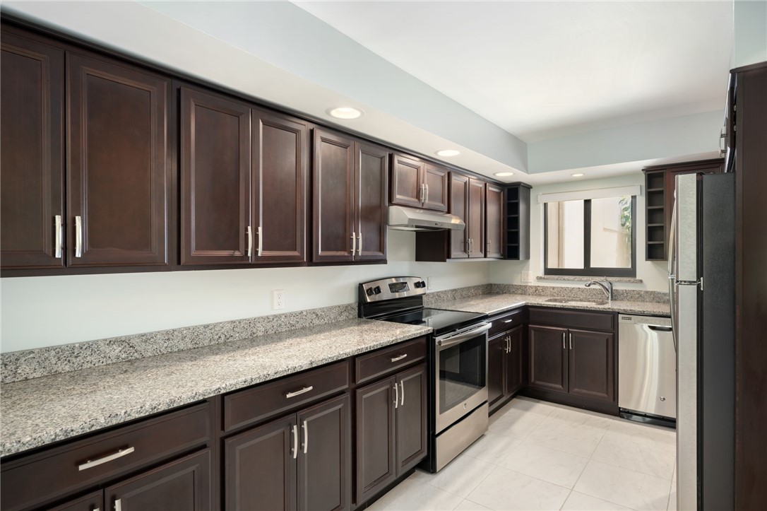 1155 Reef Road, Unit B7 Vero Beach, FL 32963 - Photo 3 of 22