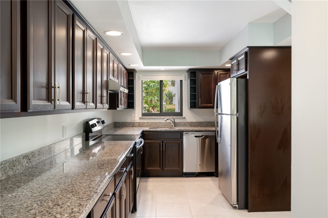 1155 Reef Road, Unit B7 Vero Beach, FL 32963 - Photo 5 of 22
