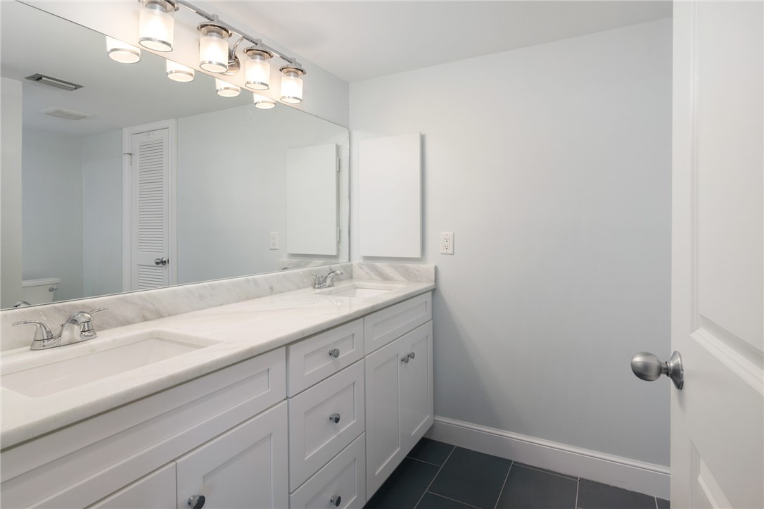 1155 Reef Road, Unit B7 Vero Beach, FL 32963 - Photo 6 of 22