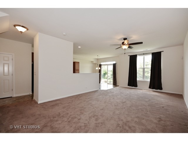 2946 Church Road Aurora, IL 60502 - Photo 2 of 10