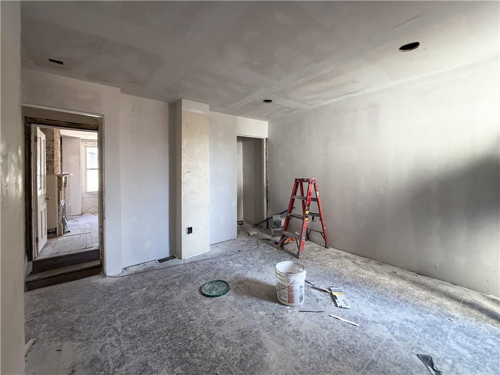 1417 Sandusky Street Pittsburgh, PA 15212 - Photo 17 of 39