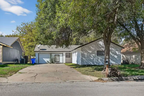 front view of house with a yard