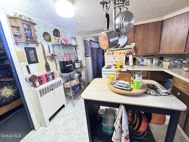 $175,000 | 2155 Guilderland Avenue, Schenectady, NY 12306