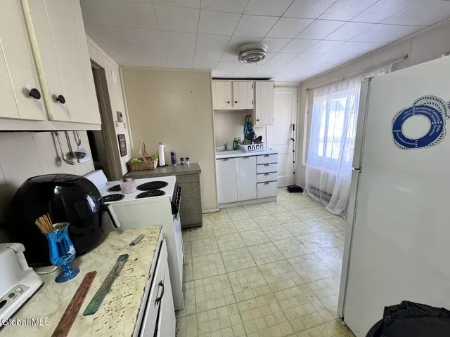 $175,000 | 2155 Guilderland Avenue, Schenectady, NY 12306