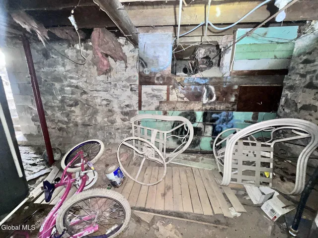 $175,000 | 2155 Guilderland Avenue, Schenectady, NY 12306