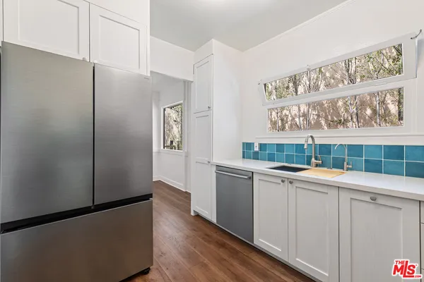 $10,750 | 2650 2nd Street, Santa Monica, CA 90405