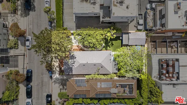 $10,750 | 2650 2nd Street, Santa Monica, CA 90405