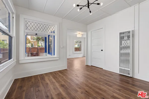 $10,750 | 2650 2nd Street, Santa Monica, CA 90405