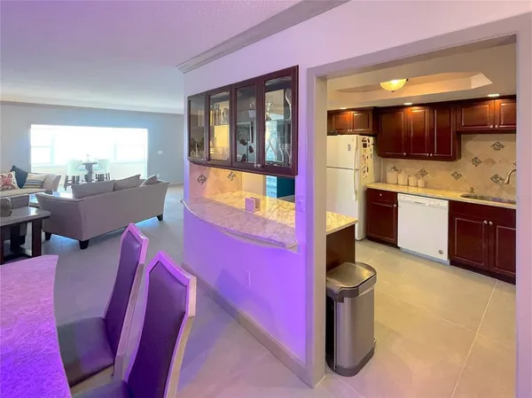 $3,700 | 17400 Gulf Boulevard, Unit B8, Redington Shores, FL 33708