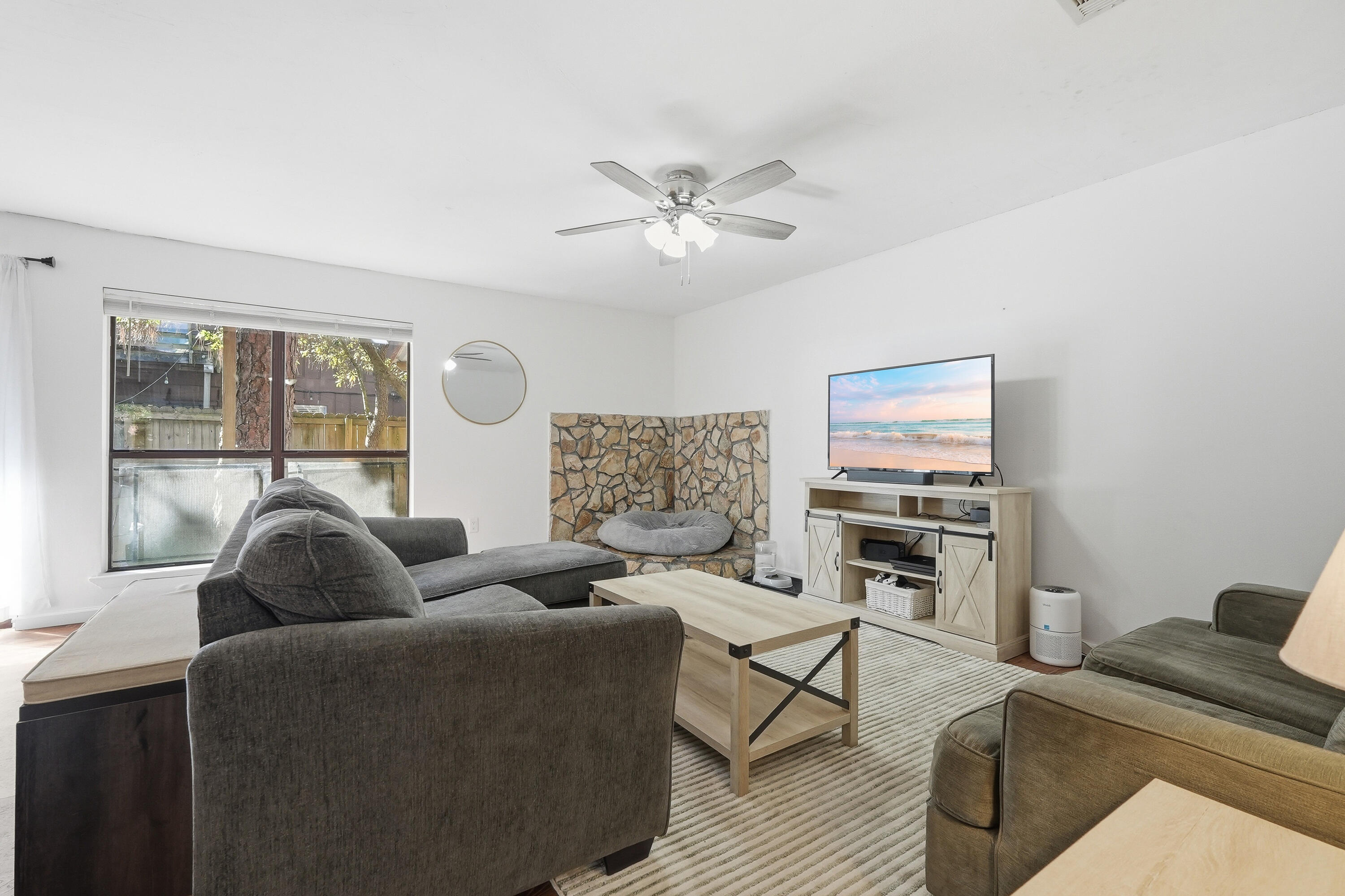 32 7th ave 129-17