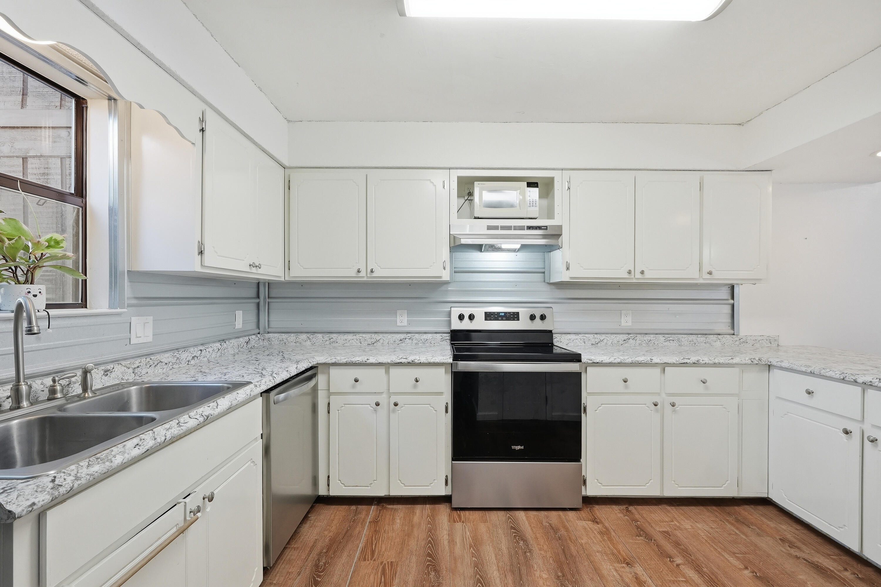 32 7th Avenue, Unit 129 Shalimar, FL 32579 - Photo 11 of 42 32 7th ave 129-8
