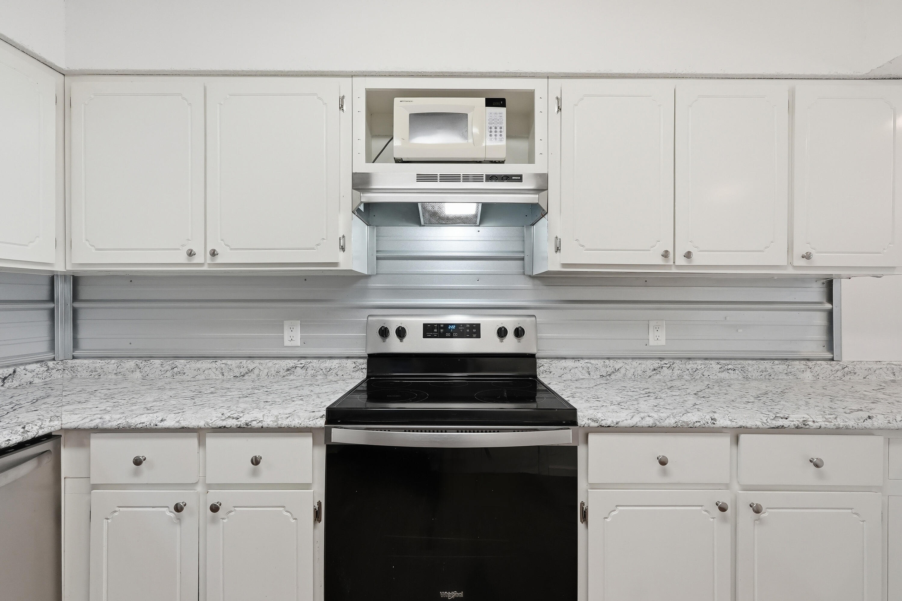 32 7th Avenue, Unit 129 Shalimar, FL 32579 - Photo 15 of 42 32 7th ave 129-12