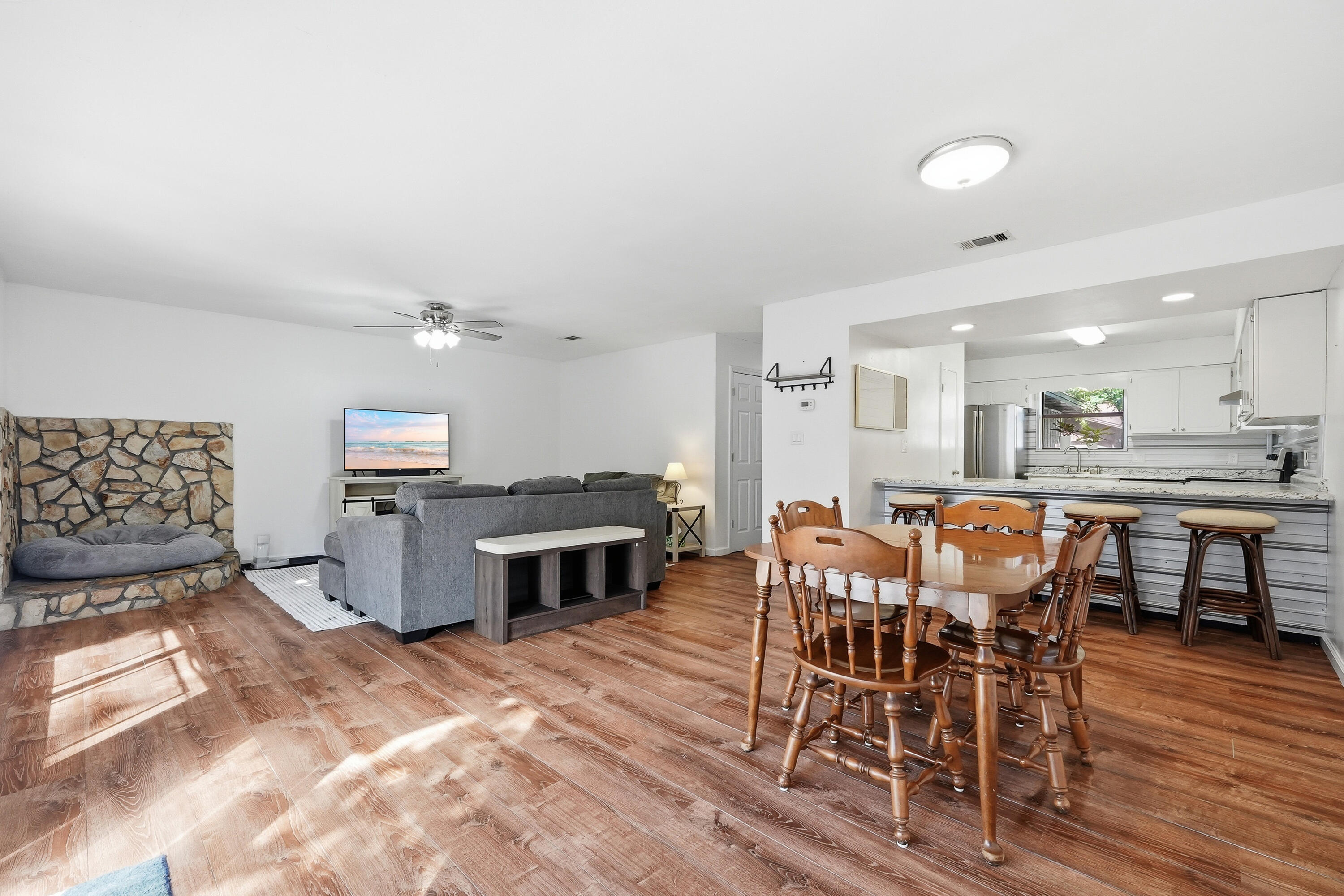 32 7th Avenue, Unit 129 Shalimar, FL 32579 - Photo 5 of 42 32 7th ave 129-22