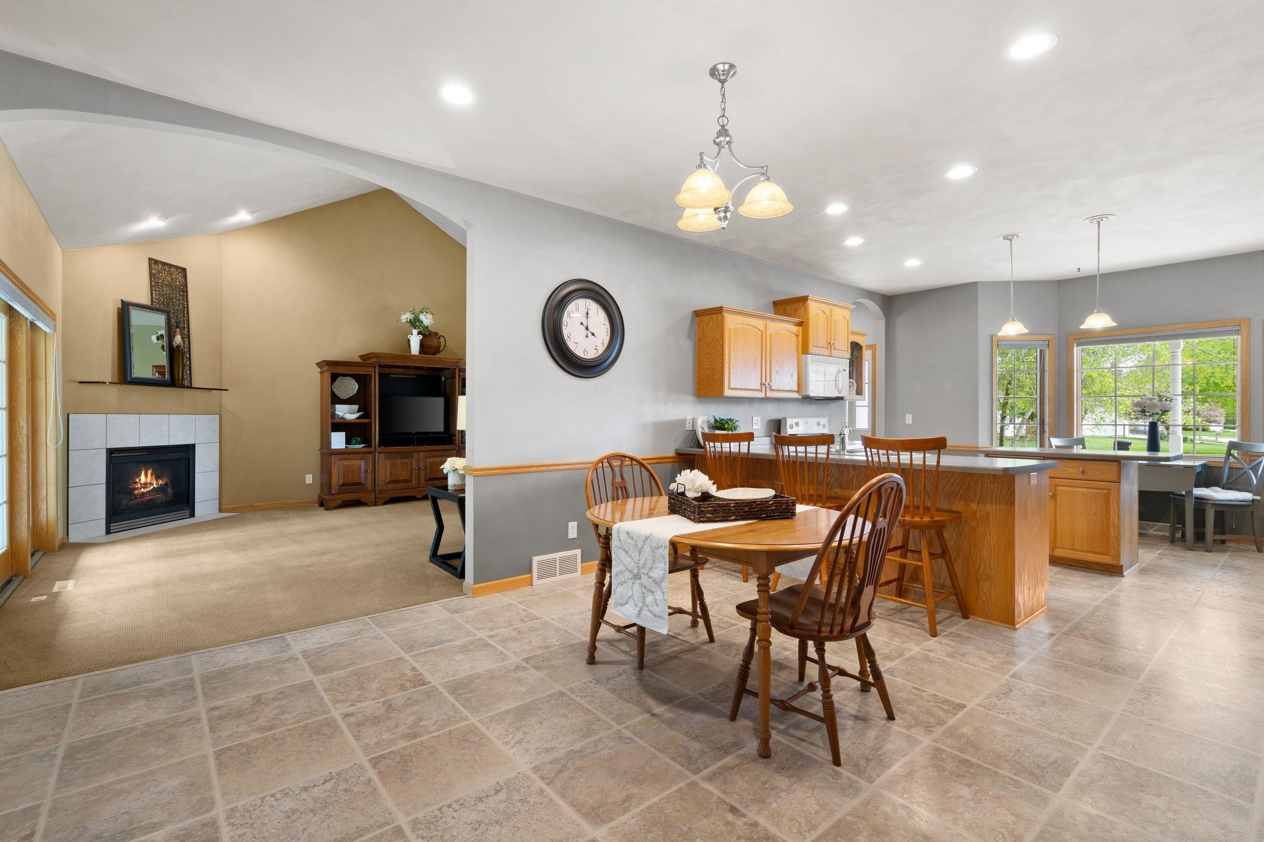 3700 Hampton Court Appleton, WI 54915 - Photo 16 of 53