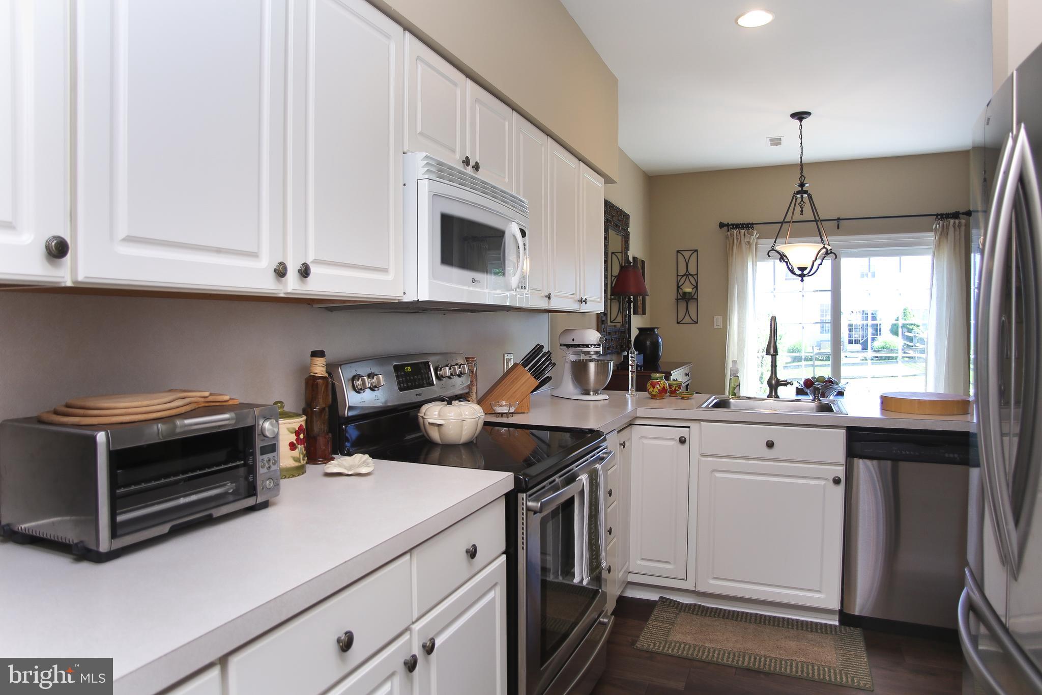 31 Country Road Perkasie, PA 18944 - Photo 7 of 20 Kitchen