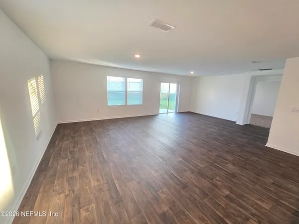 $2,100 | 2885 Oak Strm Drive, Green Cove Springs, FL 32043