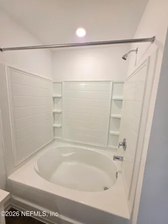 $2,100 | 2885 Oak Strm Drive, Green Cove Springs, FL 32043