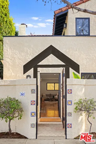 $2,350,000 | 2613 5th Street, Santa Monica, CA 90405