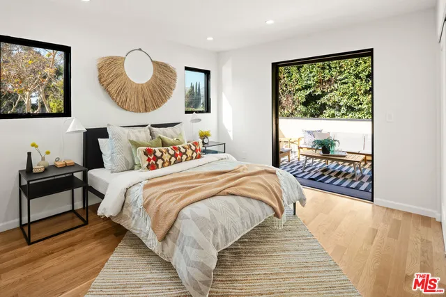 $2,350,000 | 2613 5th Street, Santa Monica, CA 90405