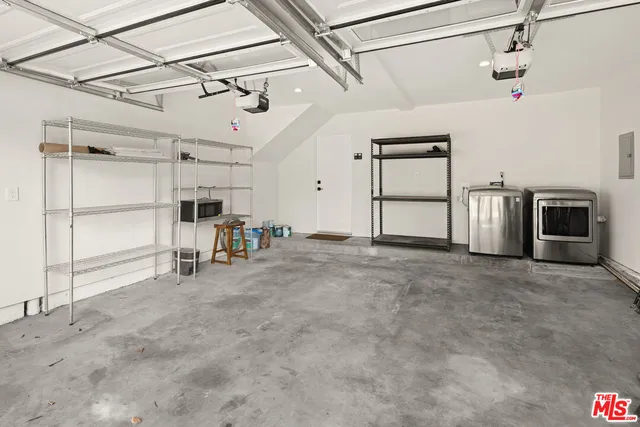 $2,350,000 | 2613 5th Street, Santa Monica, CA 90405