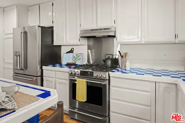 $2,350,000 | 2613 5th Street, Santa Monica, CA 90405