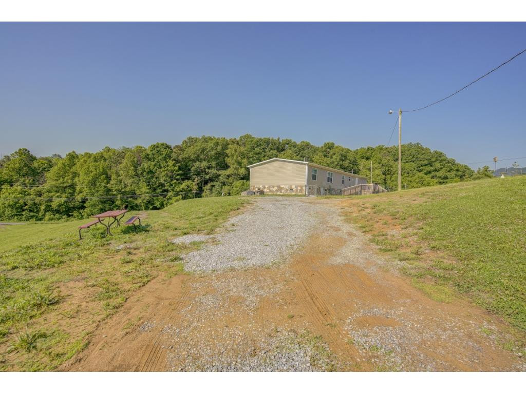 67 Nelse Roberts Road Chuckey, TN 37641 - Photo 5 of 31 Photo 6