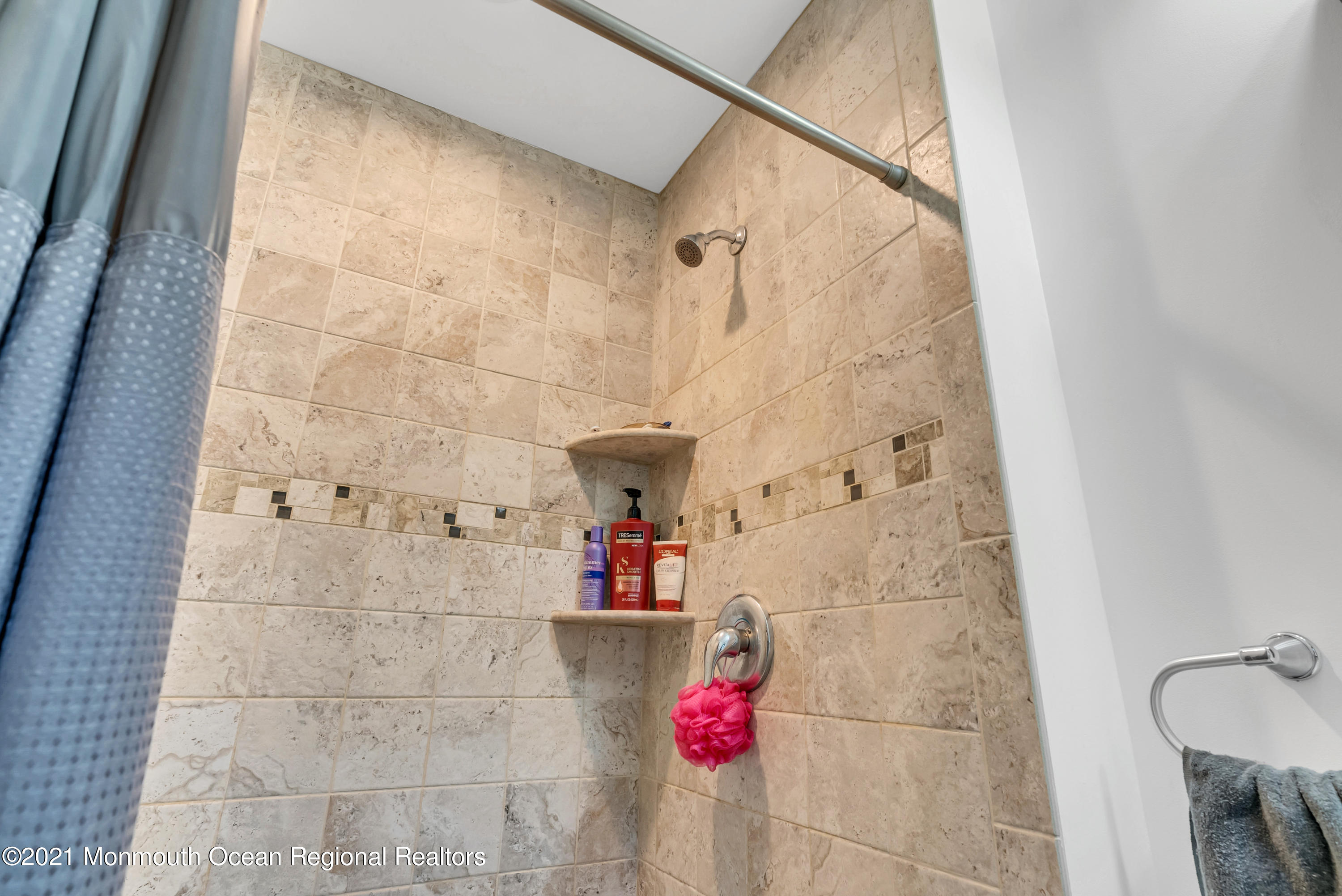93 Jackson Mills Road Jackson, NJ 08527 - Photo 21 of 39 a bathroom with a shower