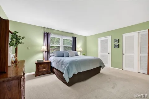 $475,000 | 12464 Meadow Green Place, St. Louis, MO 63141