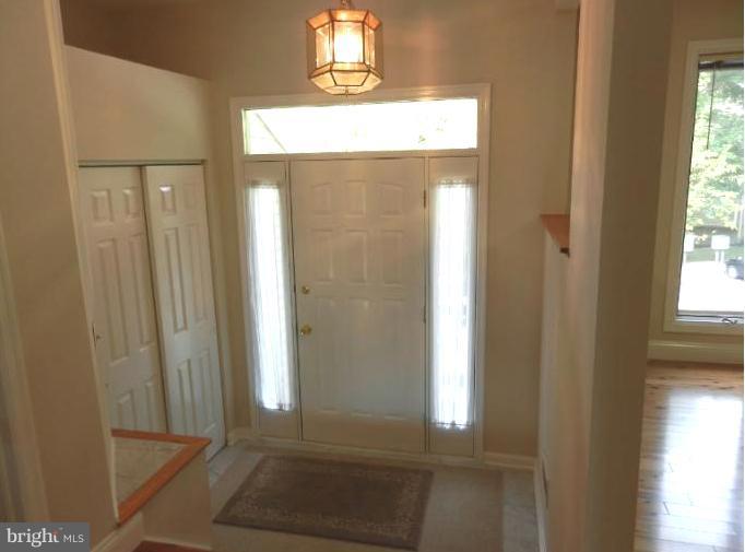 5271 Columbia Road, Unit 4 88 Columbia, MD 21044 - Photo 10 of 18 Foyer