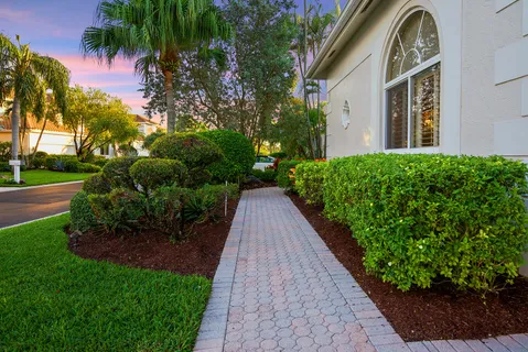 $2,350,000 | 17051 Grand Bay Drive, Boca Raton, FL 33496