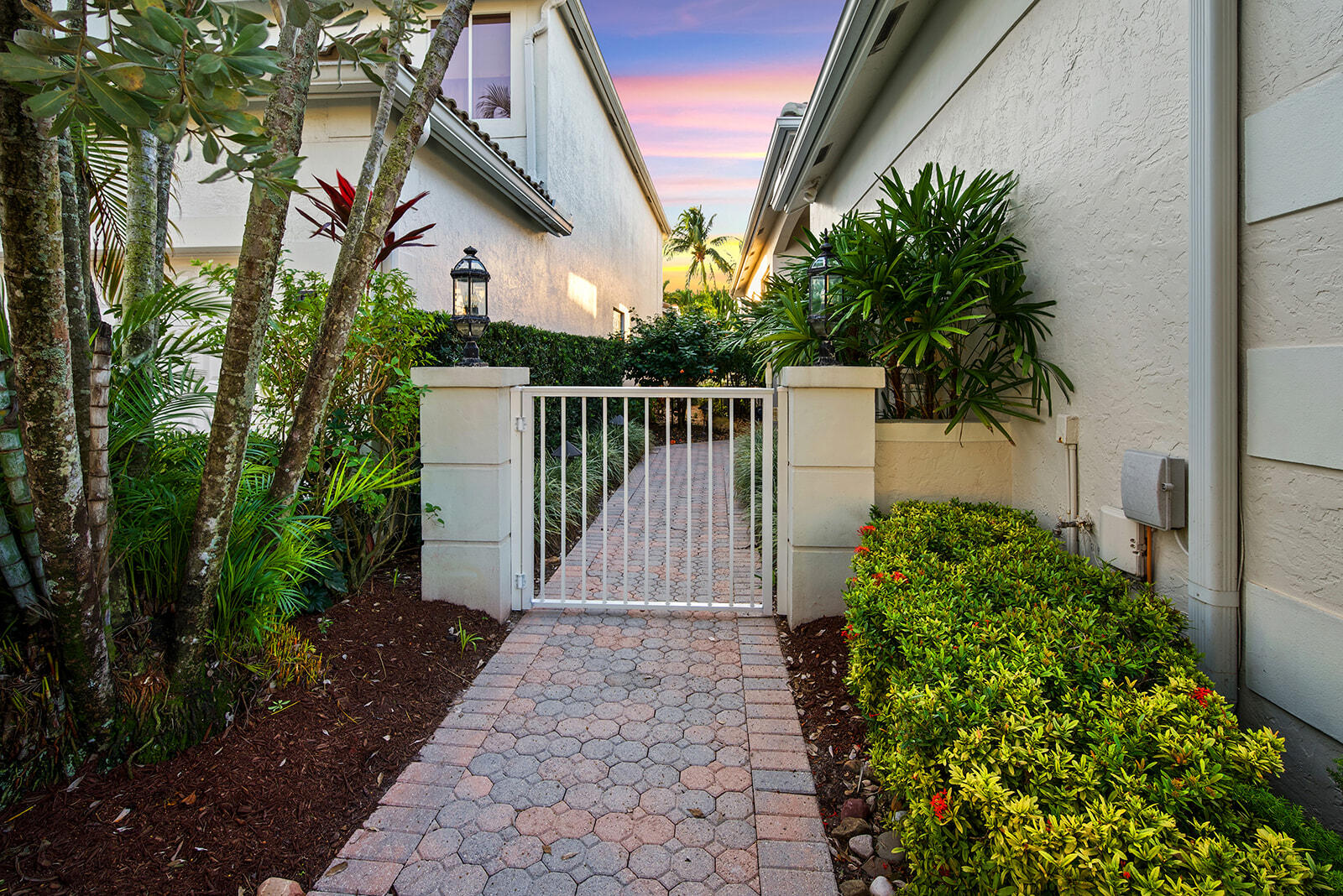 17051 Grand Bay Drive Boca Raton, FL 33496 - Photo 8 of 91 DSC_9202
