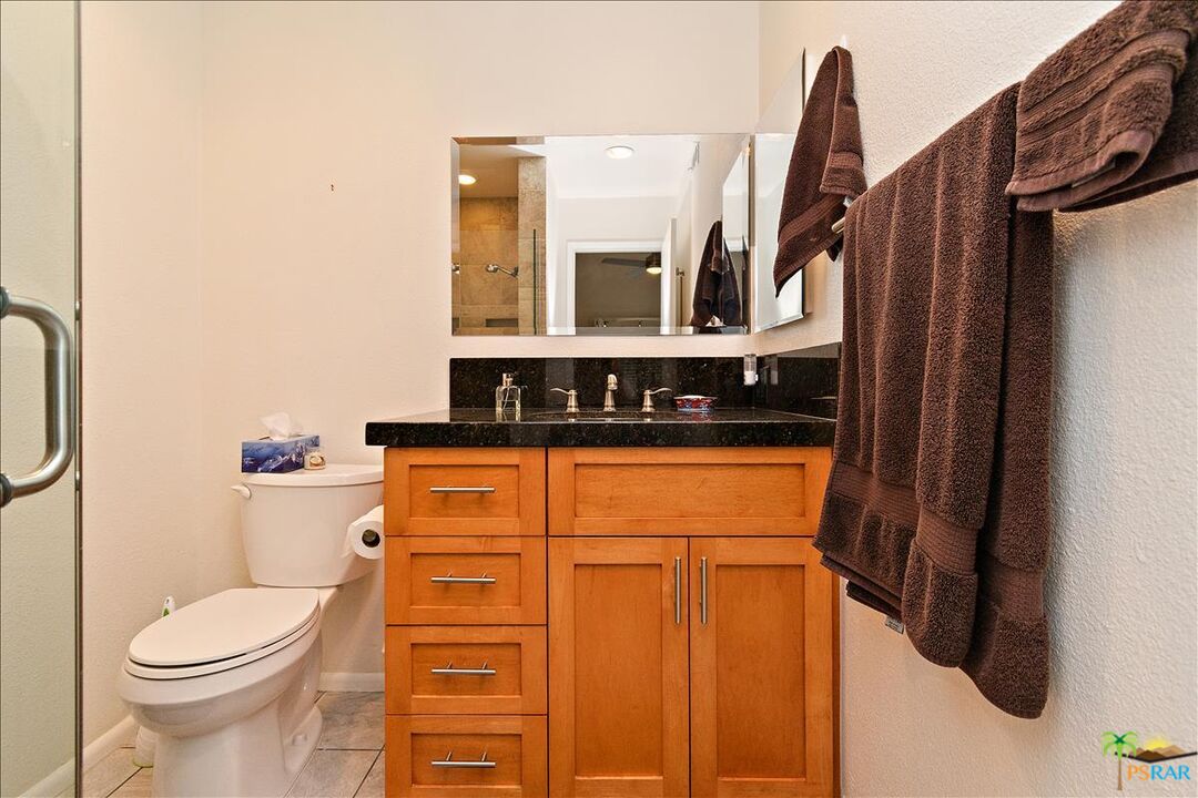 811 East Arenas Road Palm Springs, CA 92262 - Photo 8 of 13 Gallery Image 8