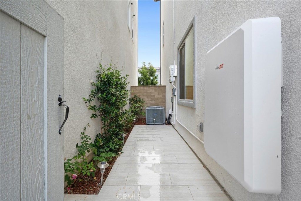 427 Flycatcher Irvine, CA 92618 - Photo 41 of 47 Powerwall fo Energy Storage