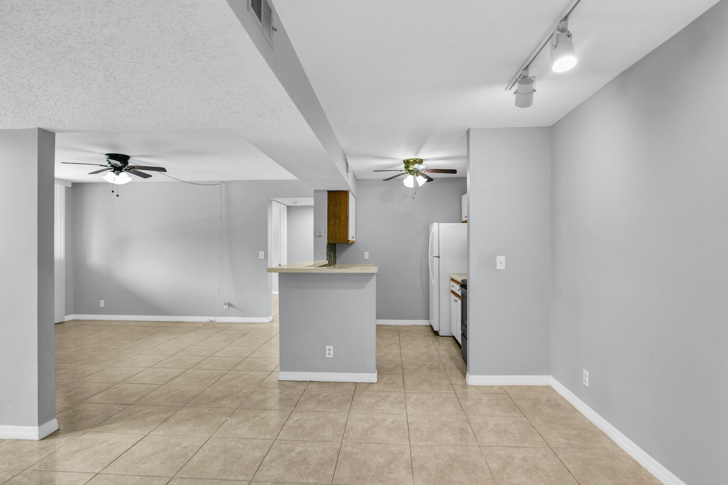 3995 West McNab Road, Unit B205 Pompano Beach, FL 33069 - Photo 3 of 34 3995 W McNab Rd Pompano Beach --2