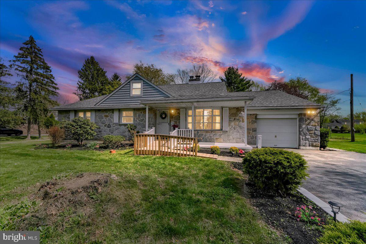 2 Marian Road Phoenixville, PA 19460 - Photo 3 of 42