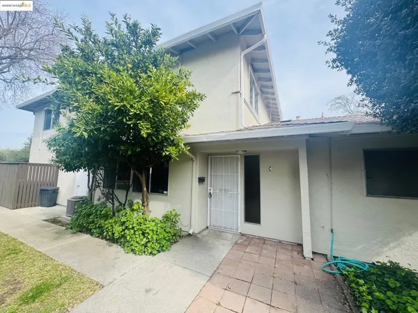 $319,000 | 1459 Del Rio Circle, Unit C, Concord, CA 94518