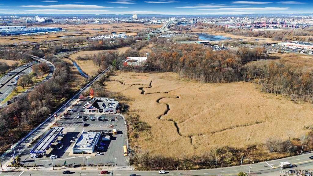 1105 Goethals Road North Staten Island, NY 10303 - Photo 5 of 6 View of property location with industrial structures