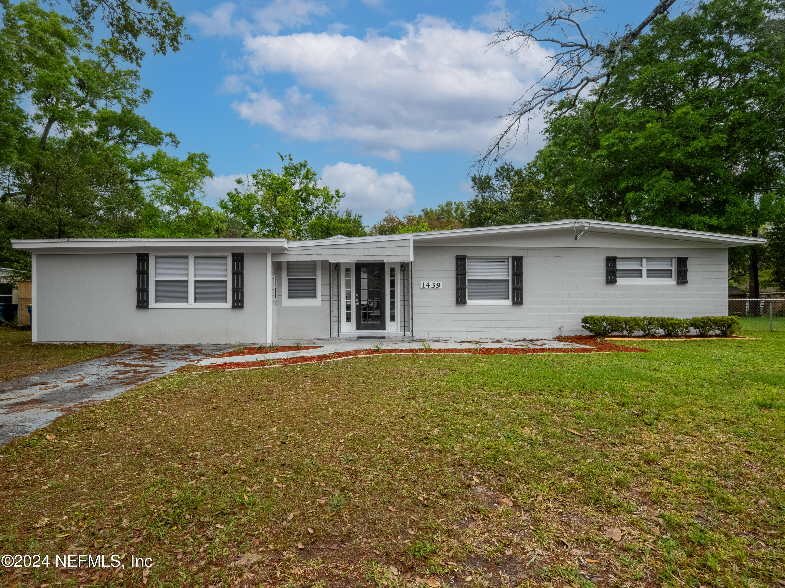 1439 King Arthur Road Jacksonville, FL 32211 - Photo 1 of 33 1439 King Arthur Ct-31